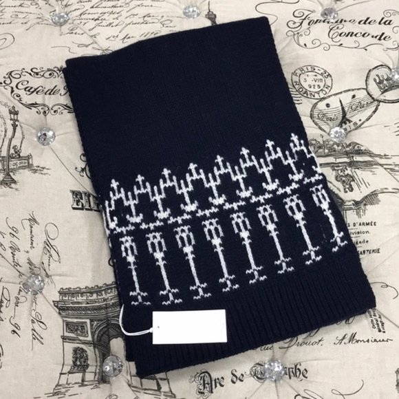 Tory Sport Chunky Merino Fair Isle Scarf - Picture 6 of 6